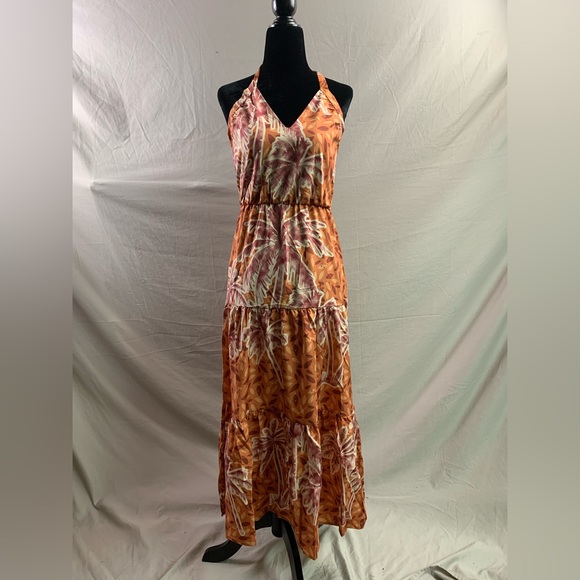 Tropical Print Ruffle Hem Tie Back Halter Dress - Picture 6 of 10